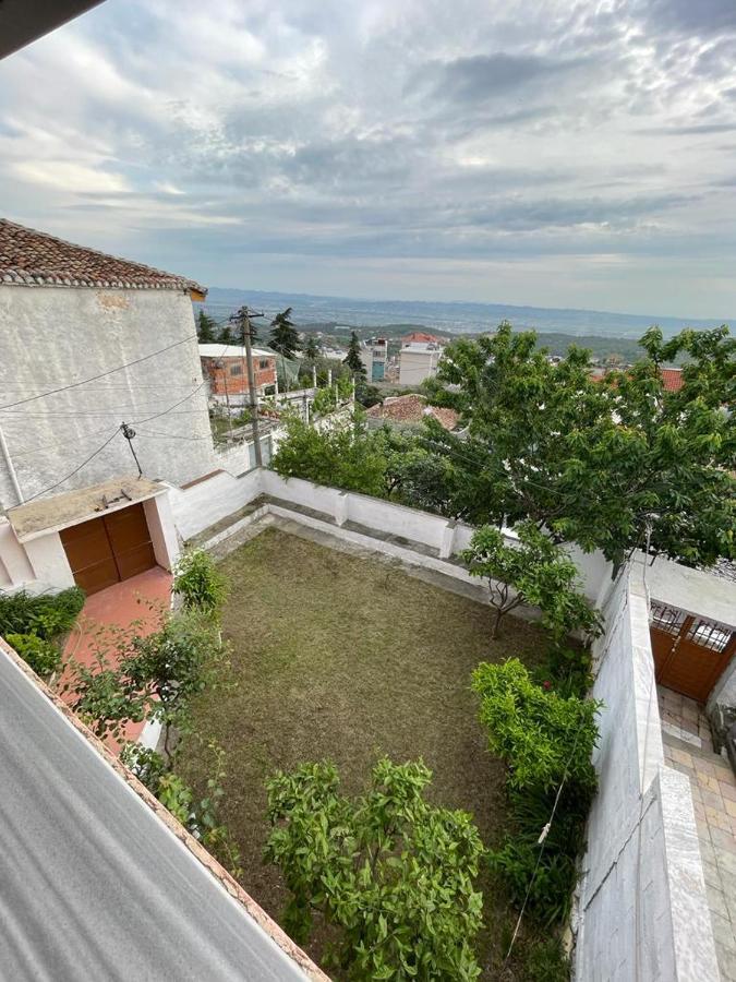 Vila 8 Krujë מראה חיצוני תמונה