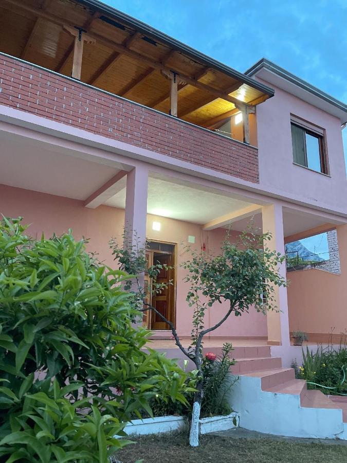 Vila 8 Krujë מראה חיצוני תמונה